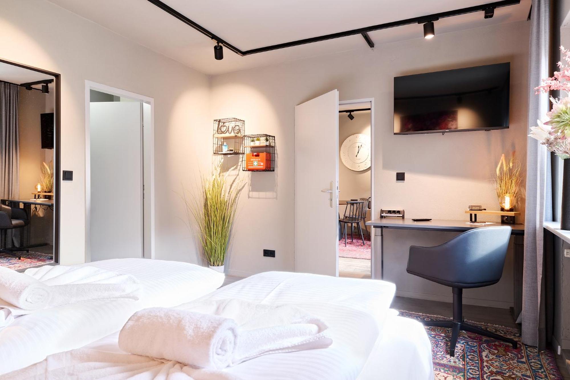 Xzllenz Kueche Bad S-Bahn Parken Smart-Tv Wellbeing Apartamento Neunkirchen am Sand Exterior foto