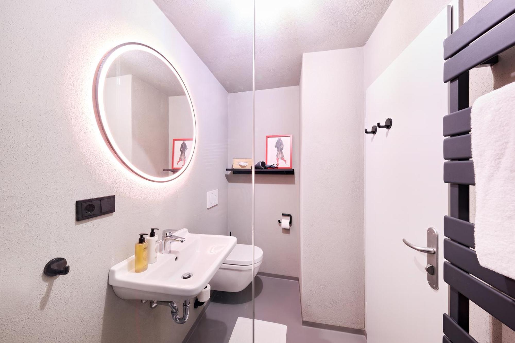 Xzllenz Kueche Bad S-Bahn Parken Smart-Tv Wellbeing Apartamento Neunkirchen am Sand Exterior foto