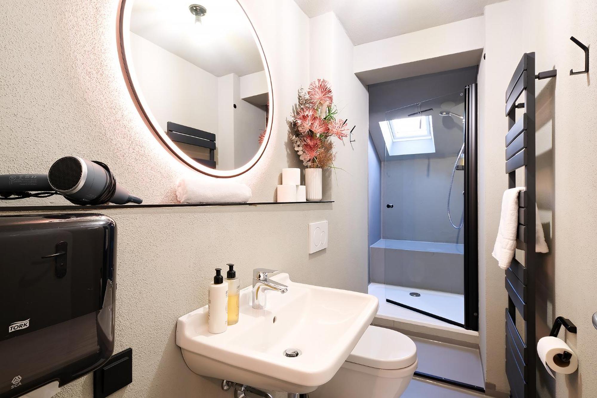 Xzllenz Kueche Bad S-Bahn Parken Smart-Tv Wellbeing Apartamento Neunkirchen am Sand Exterior foto